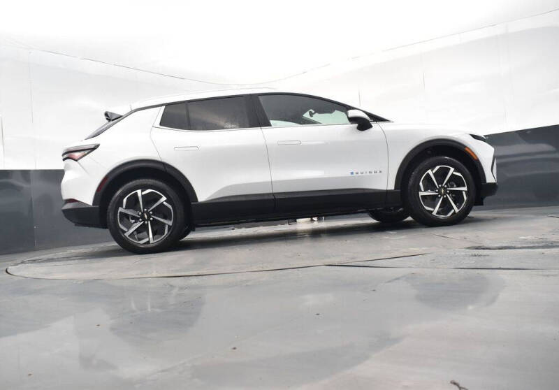 2026 Chevrolet Equinox EV LT 2