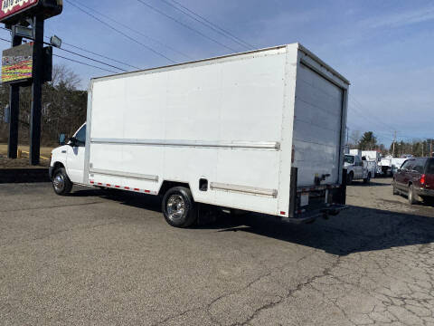 2017 Ford E-Series E-350 SD
