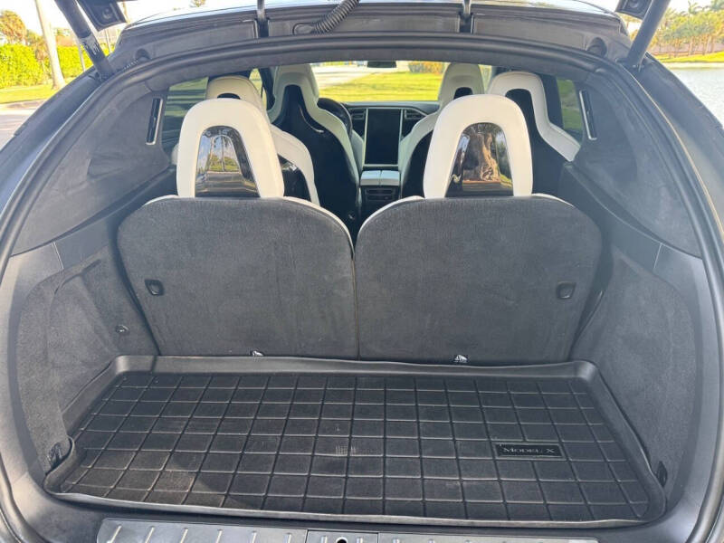 2016 Tesla Model X 90D
