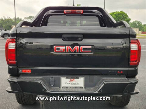 2025 GMC Canyon AT4