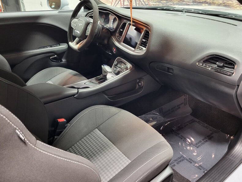 2022 Dodge Challenger