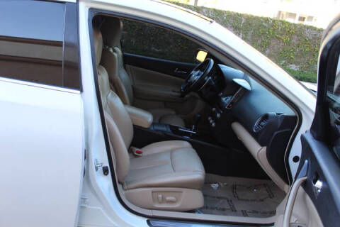 2014 Nissan Maxima