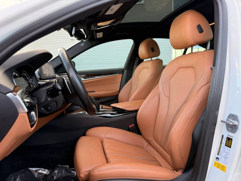 2019 BMW 5 Series 540i