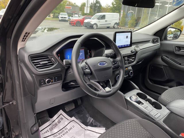 2023 Ford Escape Hybrid Active