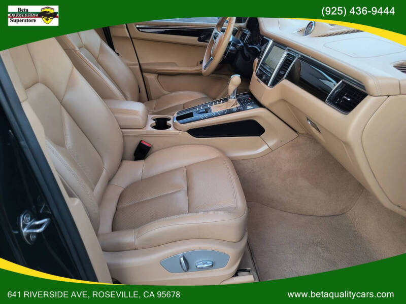 2015 Porsche Macan S