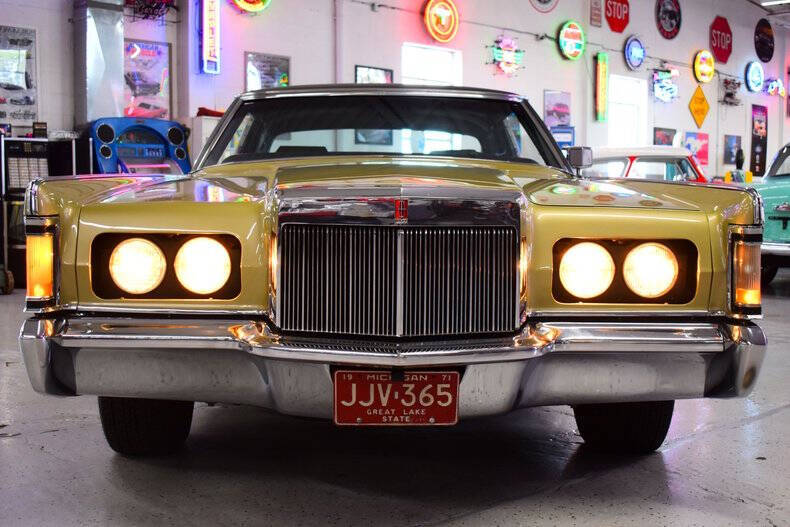 1971 Lincoln Continental