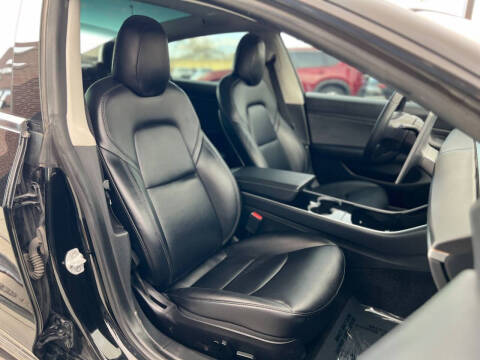 2020 Tesla Model 3 Standard Range Plus