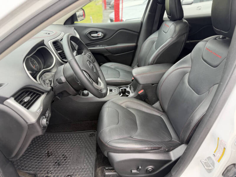 2015 Jeep Cherokee Trailhawk