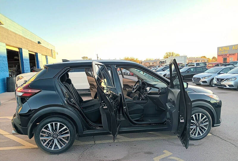 2022 Nissan Kicks SV