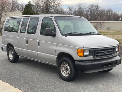 2003 Ford E-Series for sale at ECONO AUTO INC in Spotsylvania VA