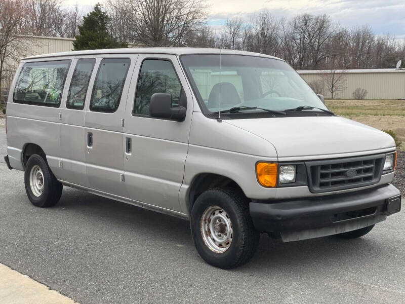 2003 Ford E-Series for sale at ECONO AUTO INC in Spotsylvania VA