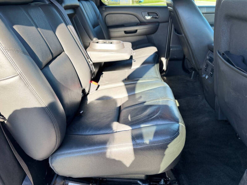 2013 Chevrolet Avalanche LT Black Diamond