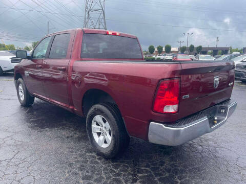 2021 RAM 1500 Classic SLT