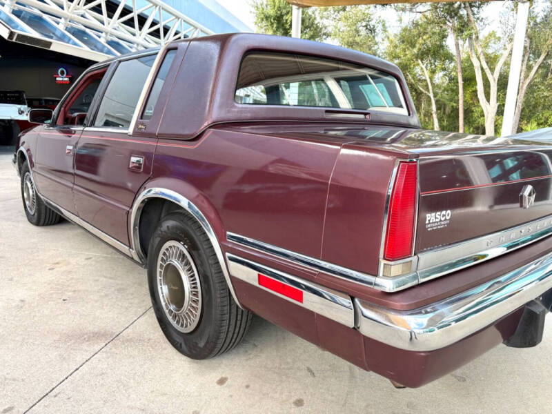1990 Chrysler New Yorker