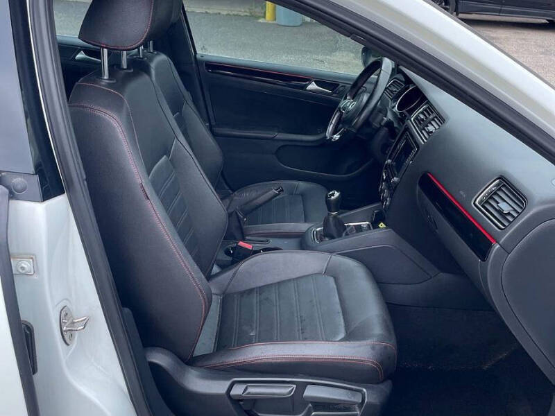 2016 Volkswagen Jetta