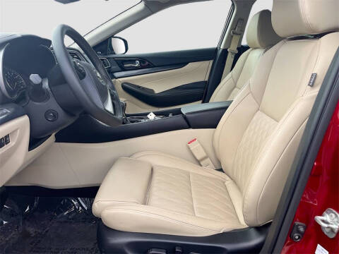 2023 Nissan Maxima 3.5 Platinum