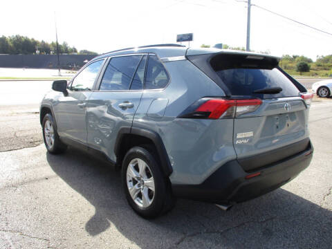 2021 Toyota RAV4 XLE
