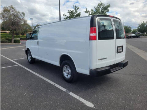 2021 Chevrolet Express 2500