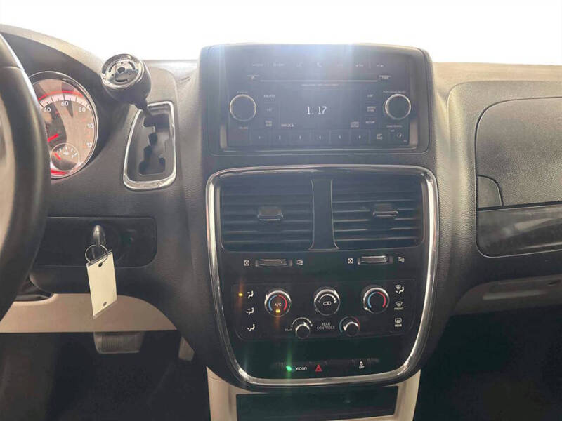 2016 Dodge Grand Caravan SE