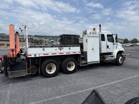 2011 Freightliner M2 106