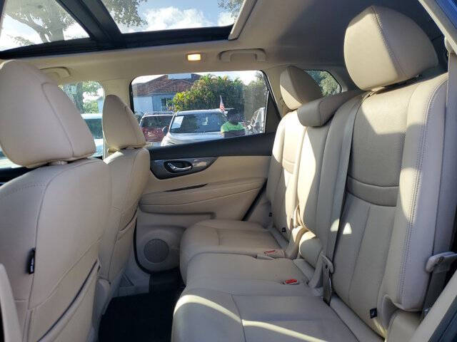 2016 Nissan Rogue SL