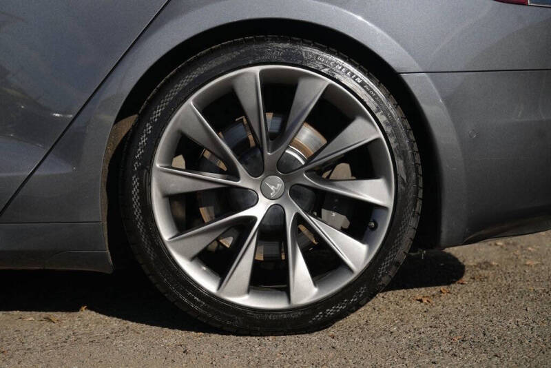 2021 Tesla Model S Long Range Plus