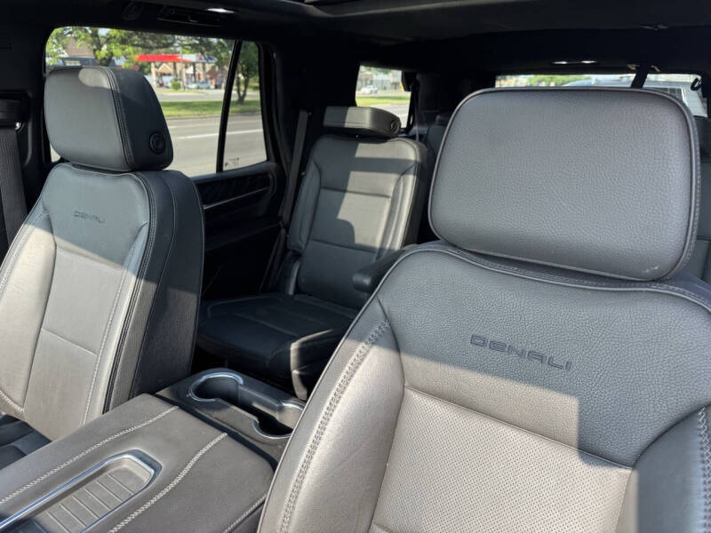 2023 GMC Yukon Denali