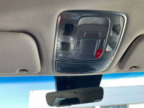 2025 Genesis GV70 2.5T Standard