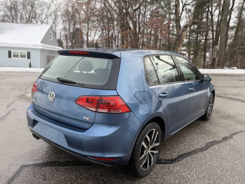 2016 Volkswagen Golf TSI SE