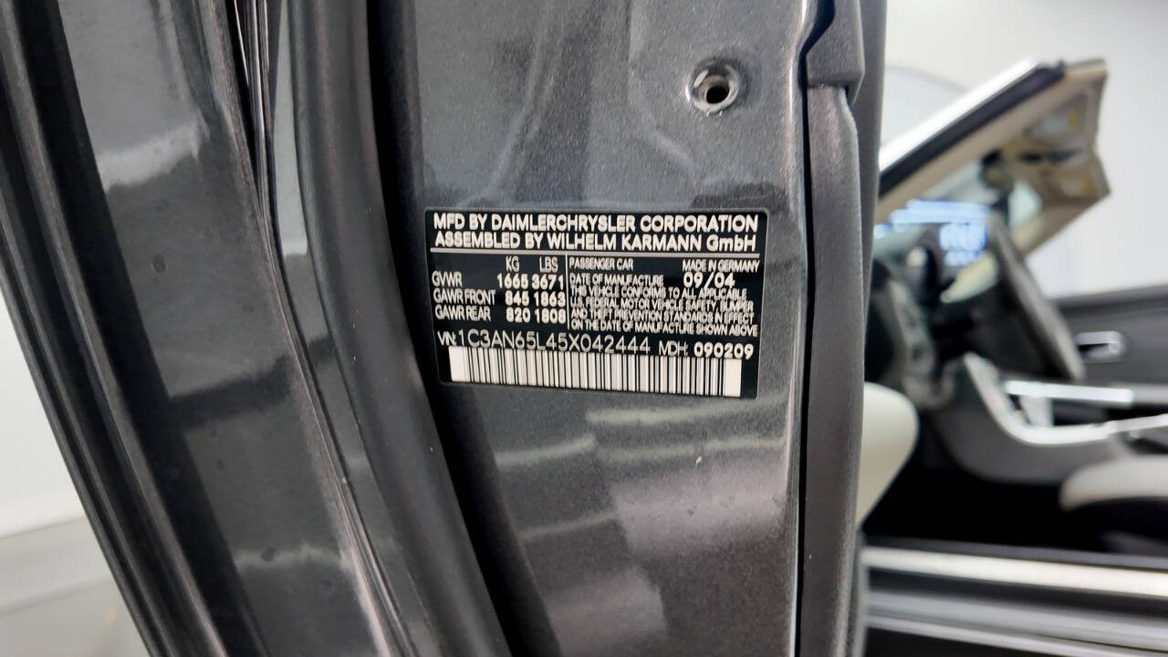 2005 Chrysler Crossfire 85