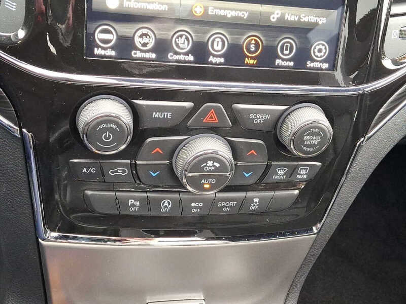 2022 Jeep Grand Cherokee WK Limited