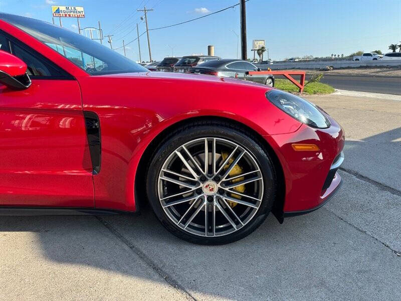 2017 Porsche Panamera 4S