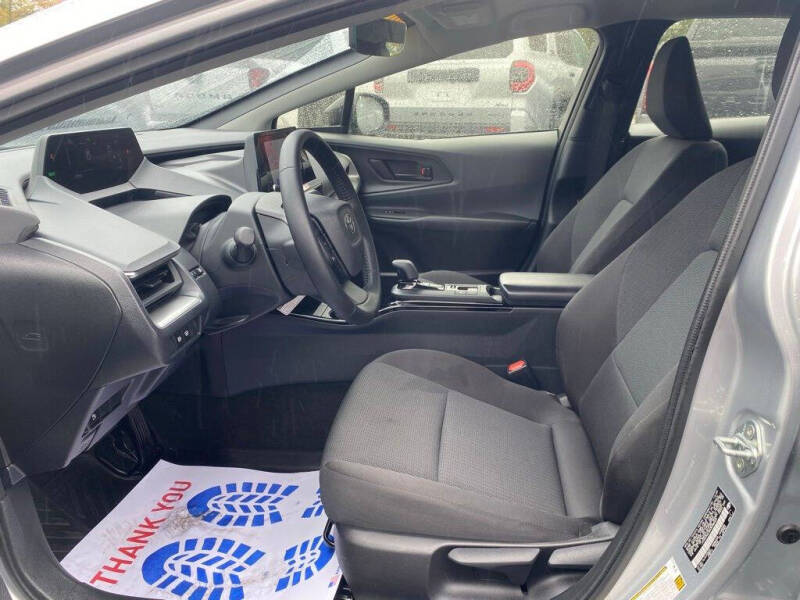 2024 Toyota Prius LE