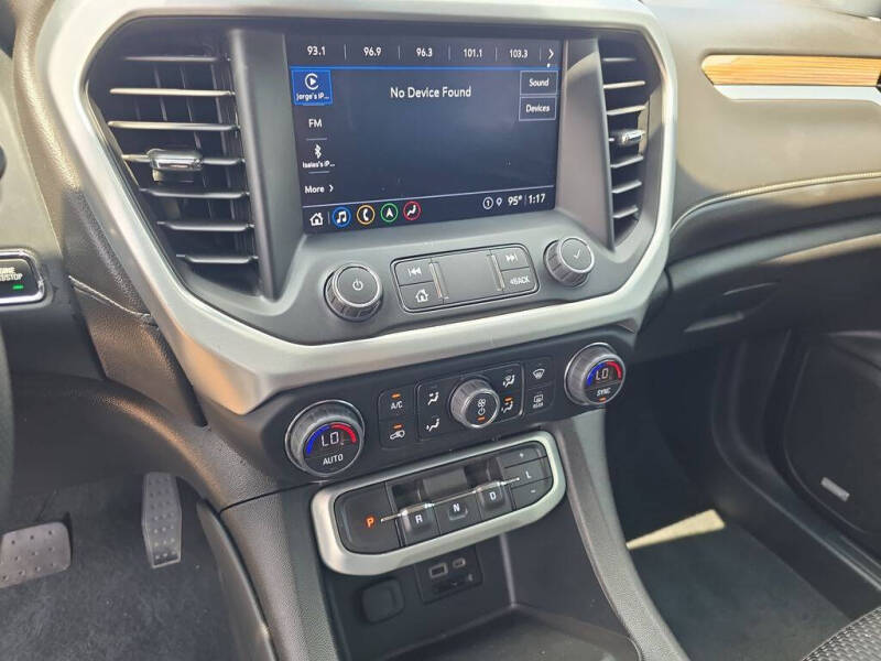 2022 GMC Acadia SLE