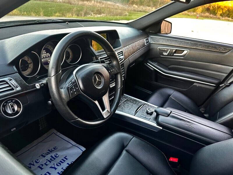 2016 Mercedes-Benz E-Class E350 Sport photo 17