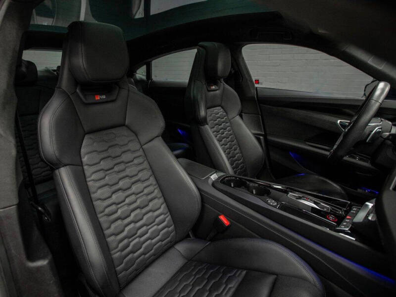 2023 Audi RS e-tron GT quattro