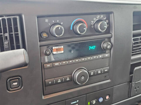 2025 Chevrolet Express 2500