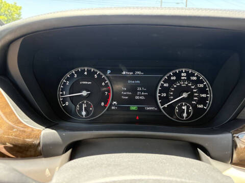 2017 Genesis G90