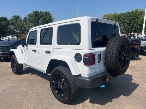 2024 Jeep Wrangler Sahara 4xe