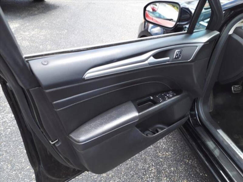 2016 Ford Fusion Titanium