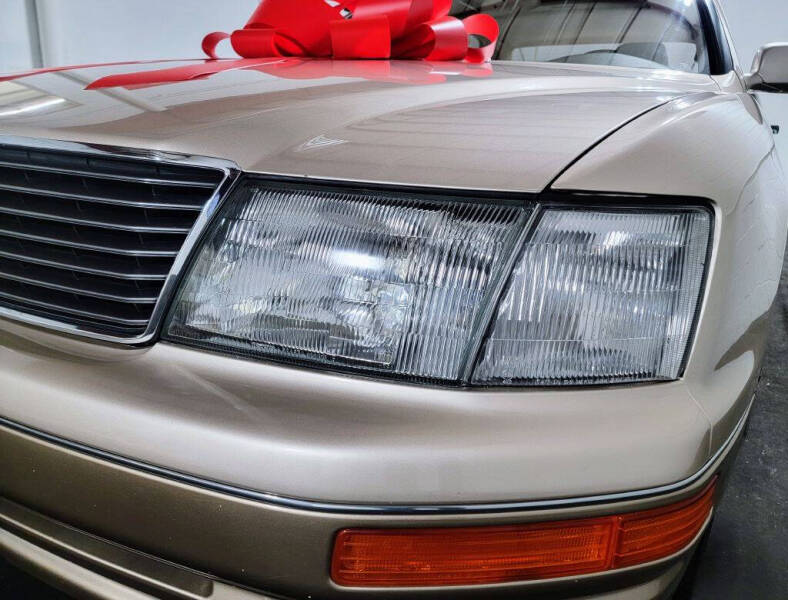 1996 Lexus LS 400