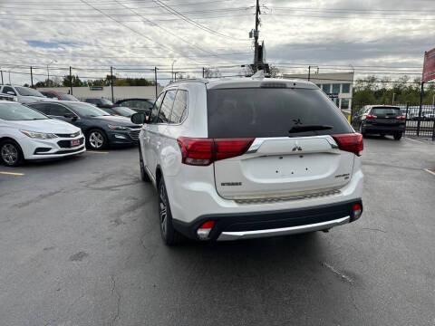 2018 Mitsubishi Outlander SEL