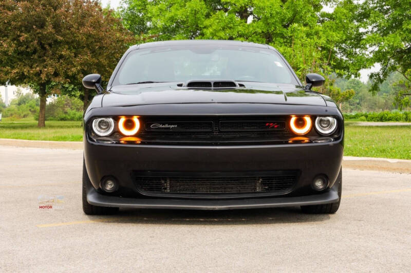 2017 Dodge Challenger 392 HEMI Scat Pack Shaker