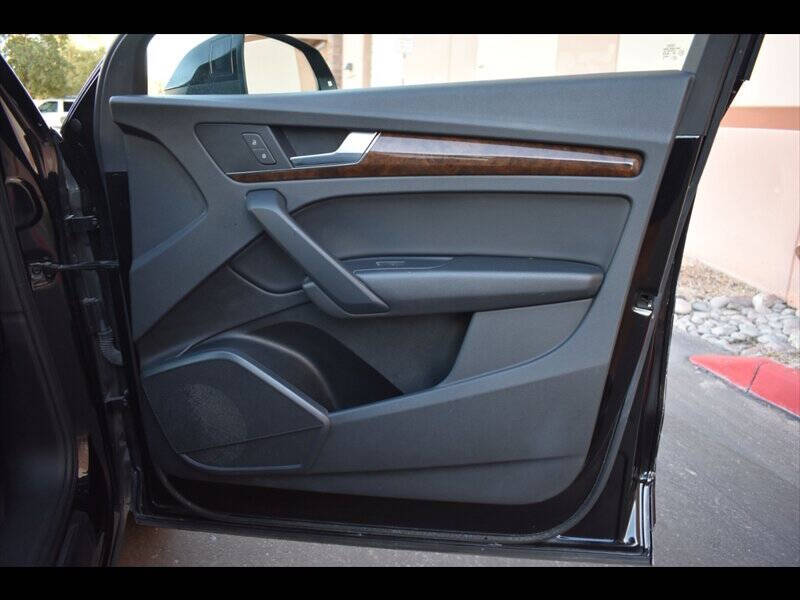 2019 Audi Q5 quattro Premium 45 TFSI