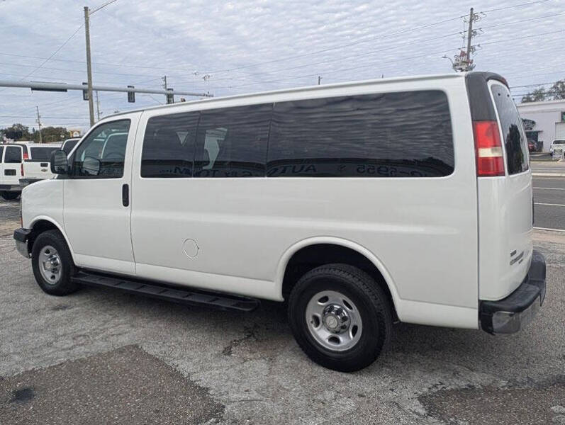 2011 Chevrolet Express LT 2500