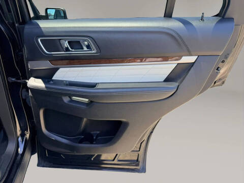 2018 Ford Explorer Platinum