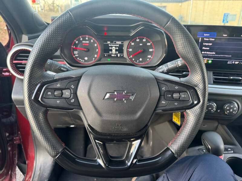 2024 Chevrolet Trax RS