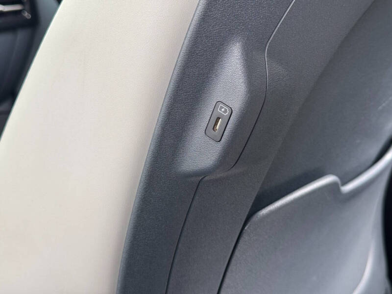2022 Kia EV6 Wind