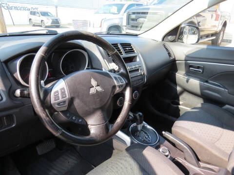 2011 Mitsubishi Outlander Sport SE