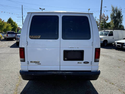 2011 Ford E-Series E-150